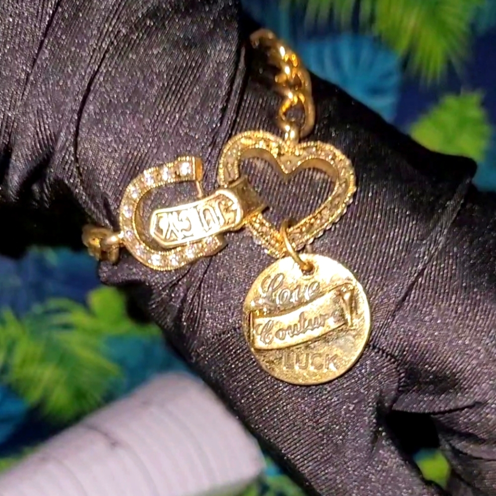 JUICY COUTURE VINTAGE "LADY LUCK" BRACELET -LADY JUICY GOLD TONE CRYSTAL CHARM - Picture 10 of 10